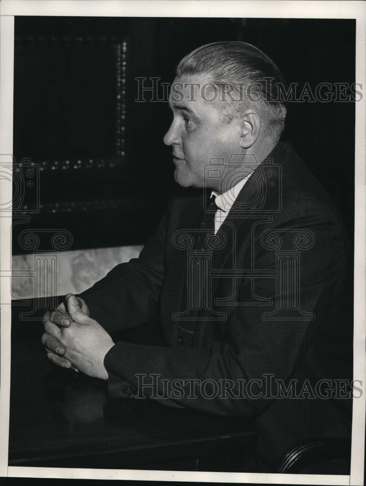 1935 Press Photo George B Yard testifying at the Senate Munitions Hearing