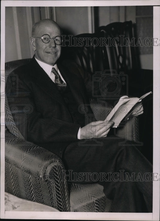 1937 Press Photo Dr William F Snow as He Attended Opening Session in D.C. Dec 28
