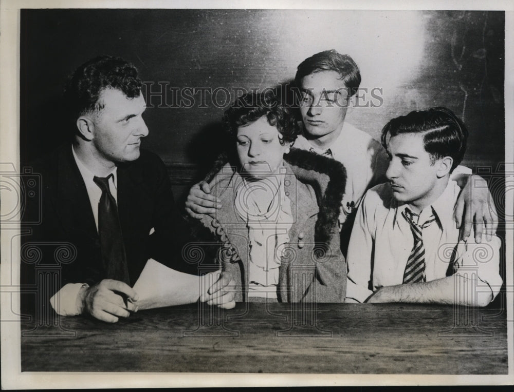 1934 Press Photo Children of Andrew Sciacca Questioned in Kidnapping, Chicago