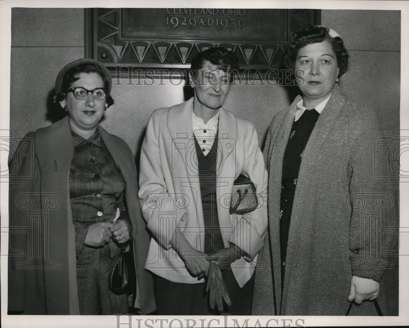 Load image into Gallery viewer, 1954 Press Photo Prospective Sheppard Jurors - nef35717
