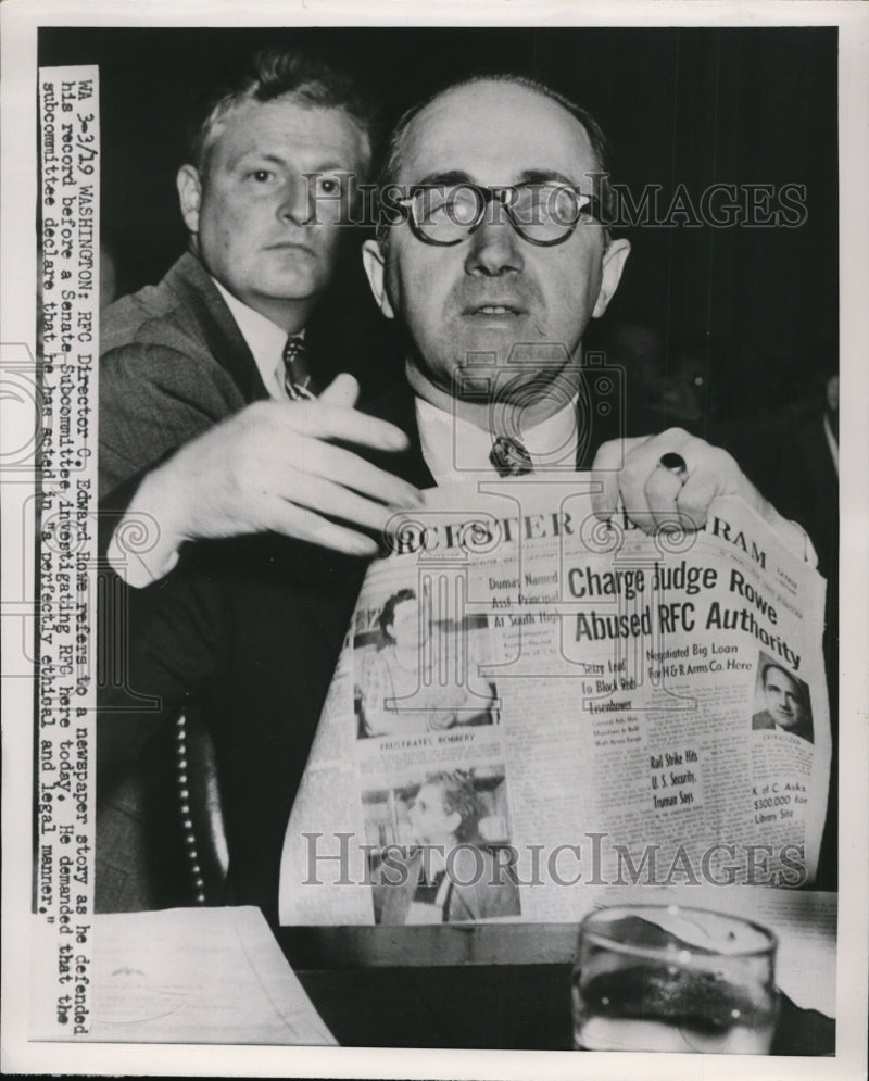 Load image into Gallery viewer, 1951 Press Photo RFC Director C Edward Howe Before Senate Subcommittee Investiga

