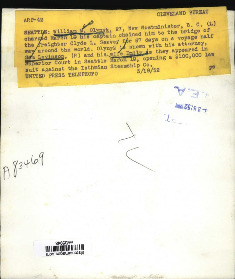 Load image into Gallery viewer, 1952 Press Photo William M. Olynyk Charges Captain Chained Him to Bridge 67 Days
