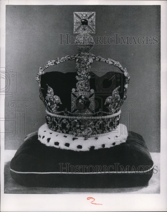 1953 Press Photo Original Crown of State made for Queen Victoria in 1938