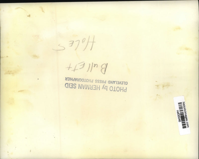 Load image into Gallery viewer, Press Photo Custom Cab with bullet holes - nef36046
