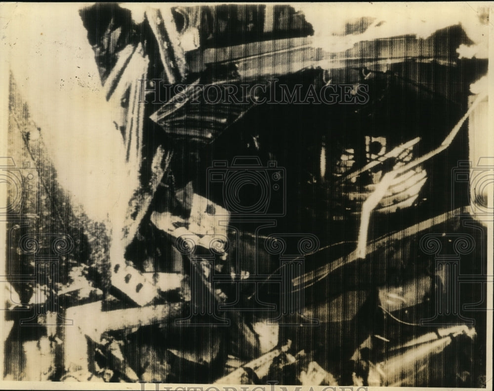 1937 Press Photo Wreckage of Memphis had trouble lining up sync - nef36075