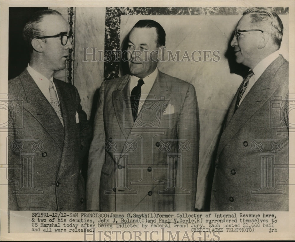 1951 Press Photo Smyth, Boland, and Doyle surrender themselves to U.S. Marshall