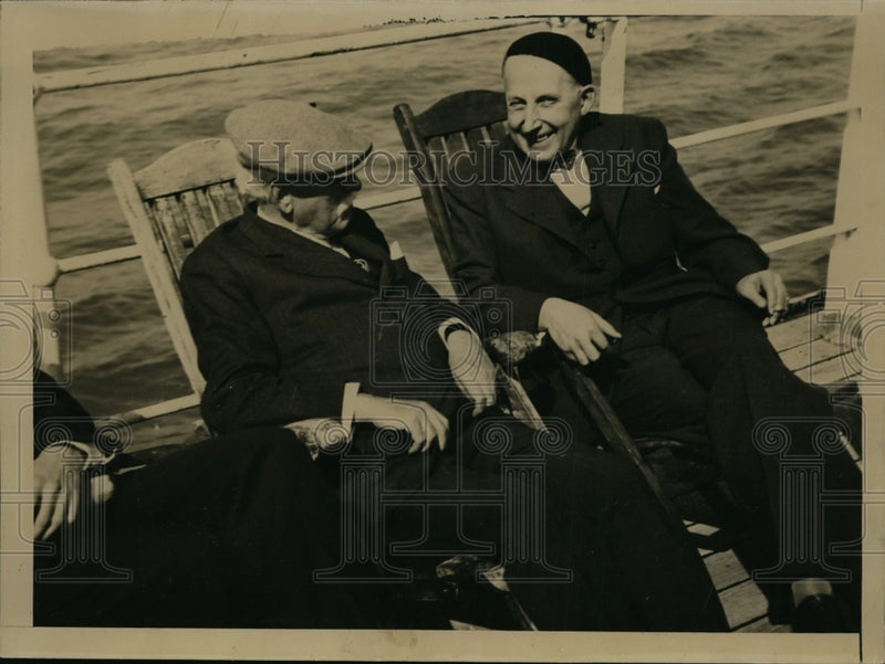 Load image into Gallery viewer, 1934 Press Photo Samuel Insull, Utilities Magnate on the deck of S.S. Exilona
