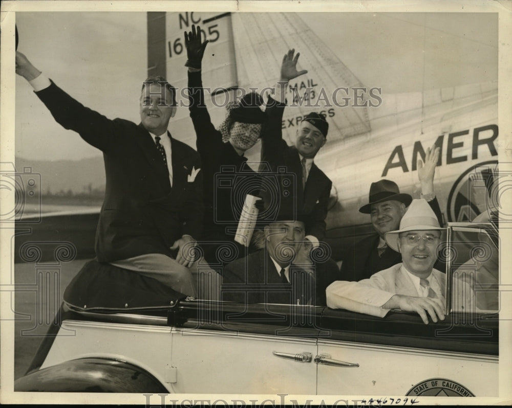 1938 Press Photo Official Arriving in Los Angeles for American Legion Convention