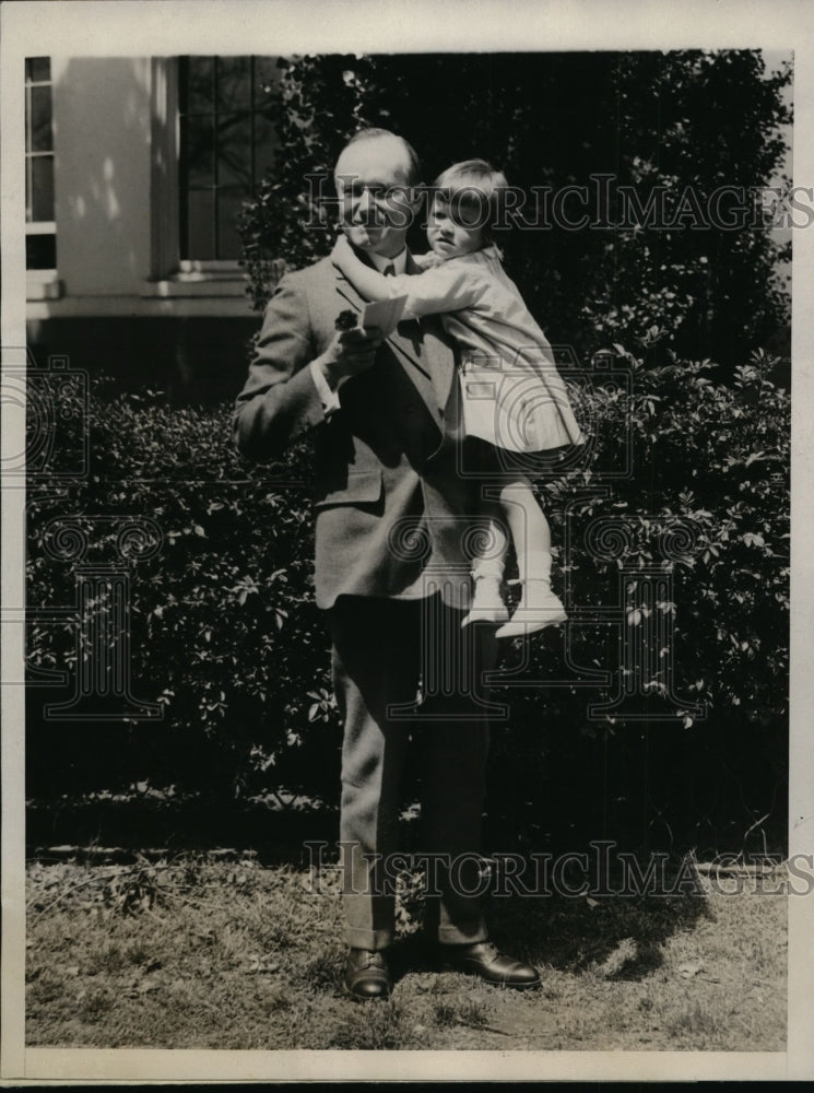 1927 Press Photo President Calvin Coolidge w/ Elizabeth Anne Stitt @ White House
