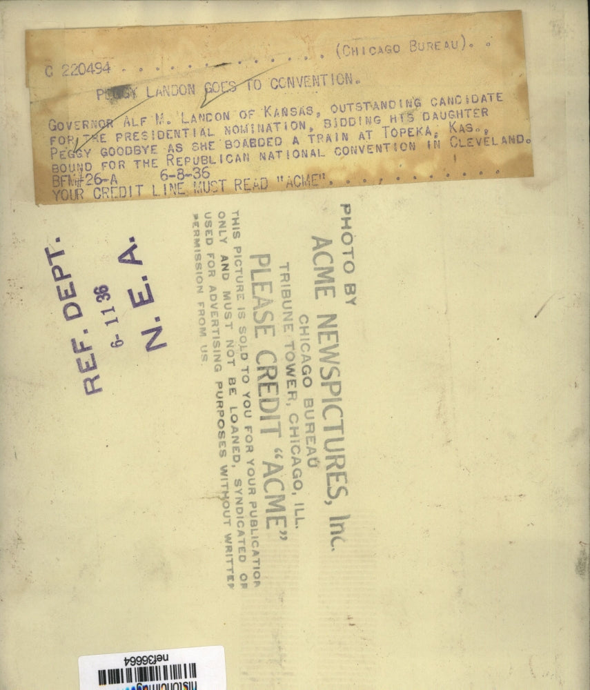 1936 Press Photo Governor Alf Landon Says Goodbyes before Republican Convention