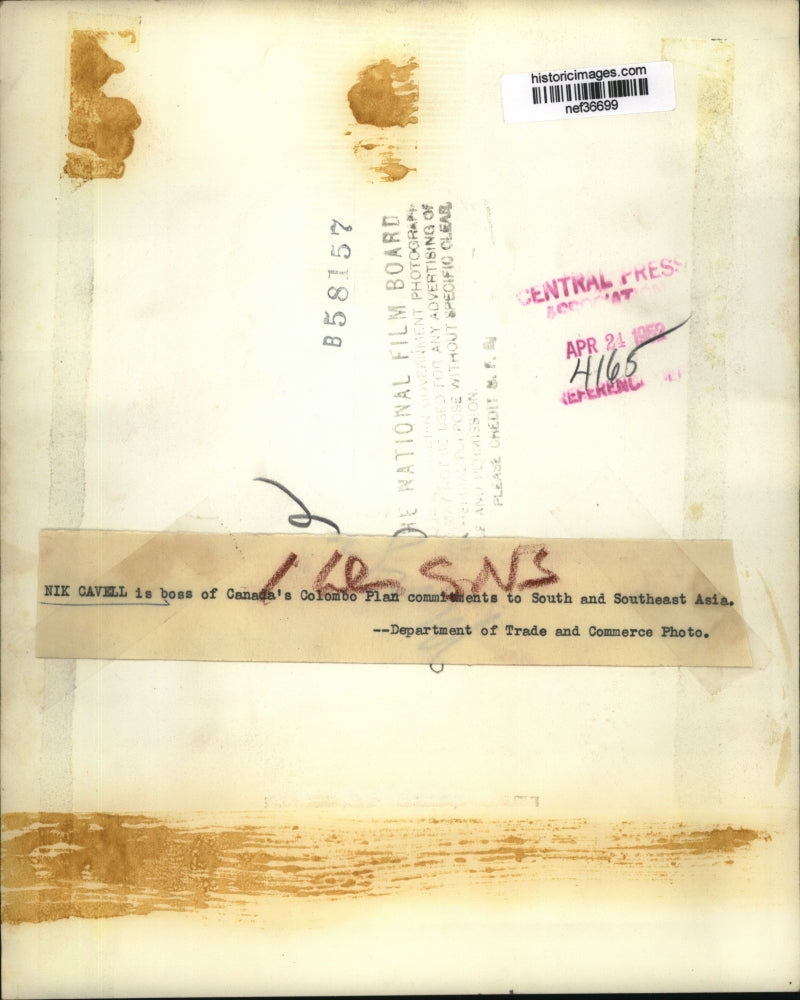 1952 Press Photo Nick Cavell of Canada's Colombo Plan Commitments to Asia