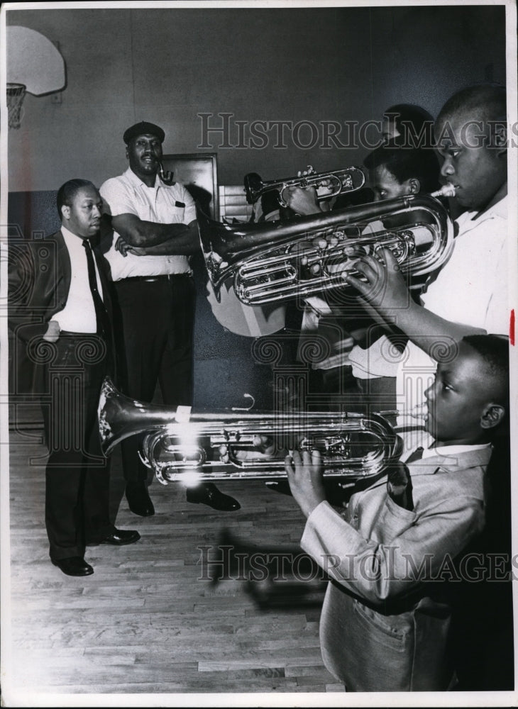 1958 Press Photo Glenville Y Drum &amp; Bugle Corps Practice, Ohio- Historic Images