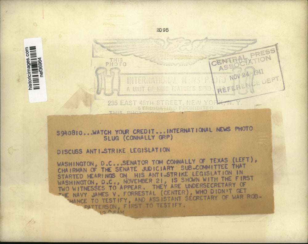 1941 Press Photo Sen Tom Connally Shown With First Two Witnesses to Appear