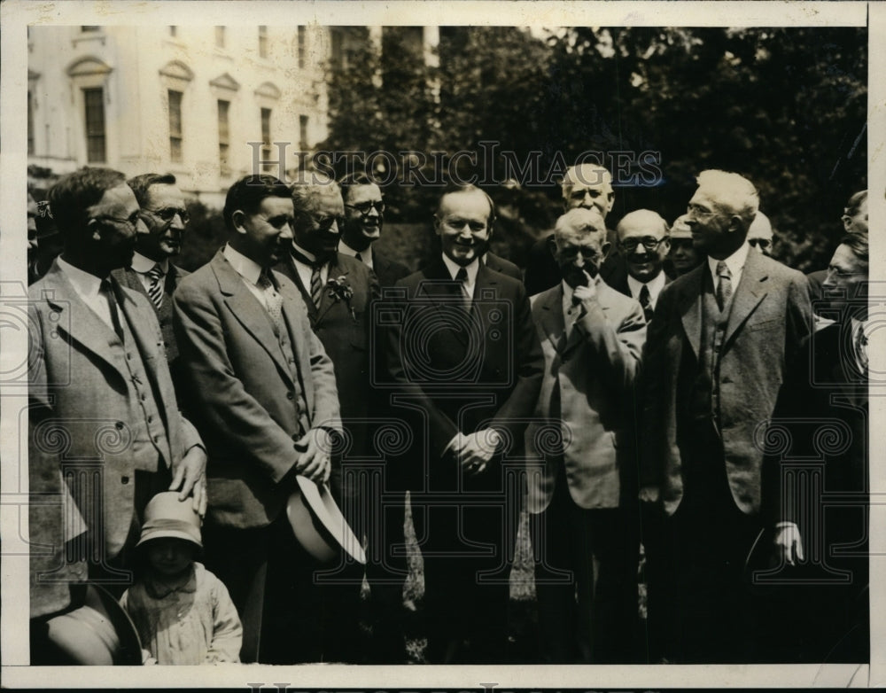 1927 Press Photo Calvin Coolidge Poses with Methodist-Protestant Ministers