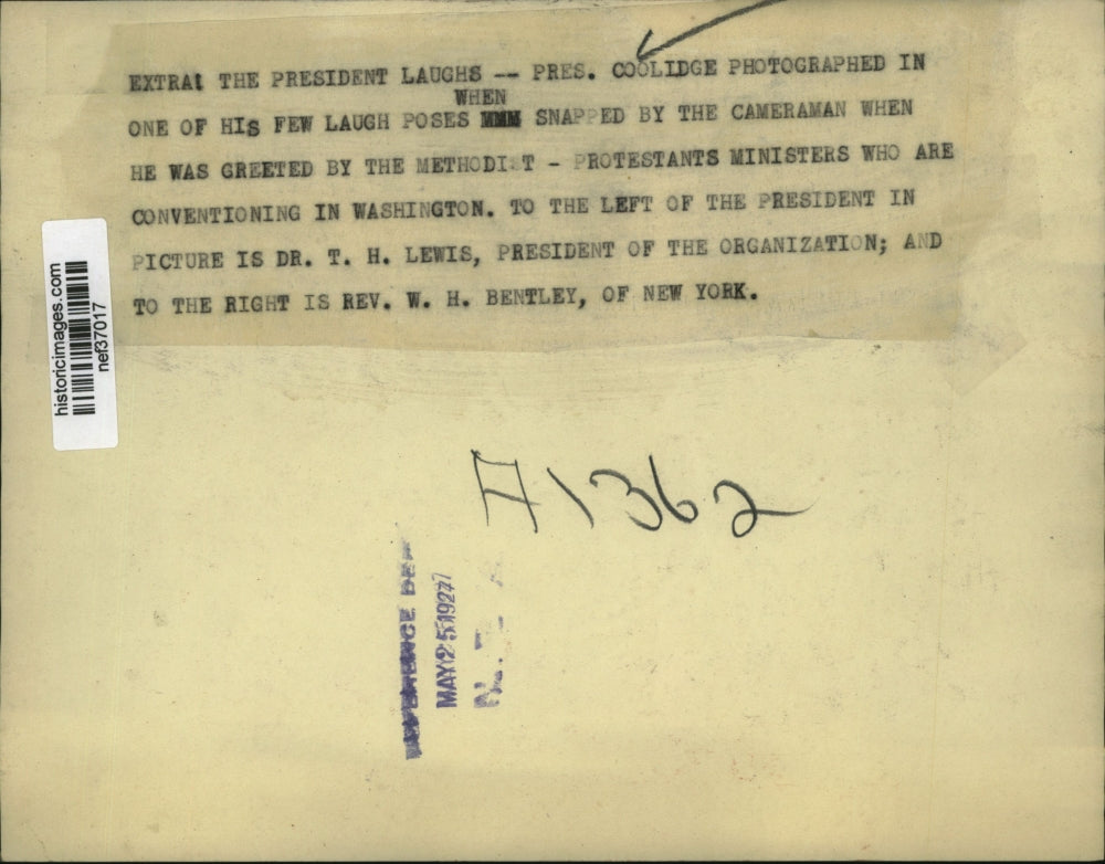 1927 Press Photo Calvin Coolidge Poses with Methodist-Protestant Ministers