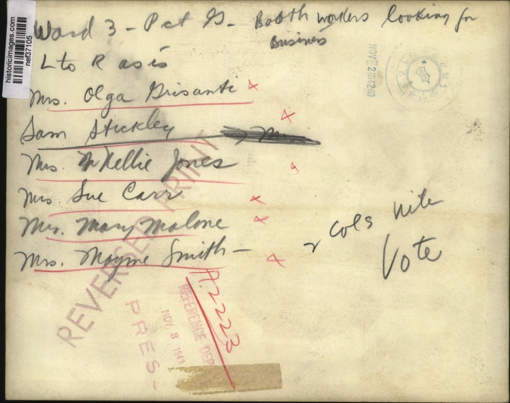 1943 Press Photo Voting Booth Workers Looking for Business - nef37105