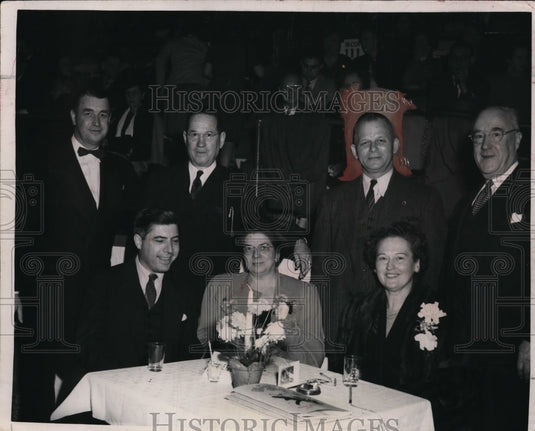 Press Photo Real Estate Board Meeting, Cleveland, Ohio - nef37106