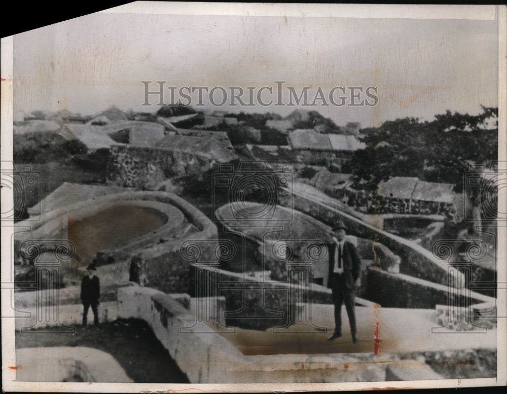 1945 Press Photo Sepulchers at Nanumi Point, Okinawa, Japan - nef37199