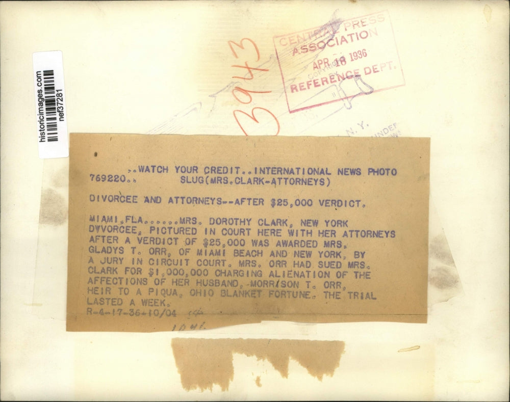 1936 Press Photo Divorcee Dorothy Clark & Attorneys in Court, Miami - nef37281