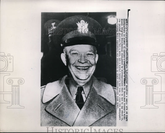1952 Press Photo Dwight D. Eisenhower at SHAPE Headquarters, France - nef37304