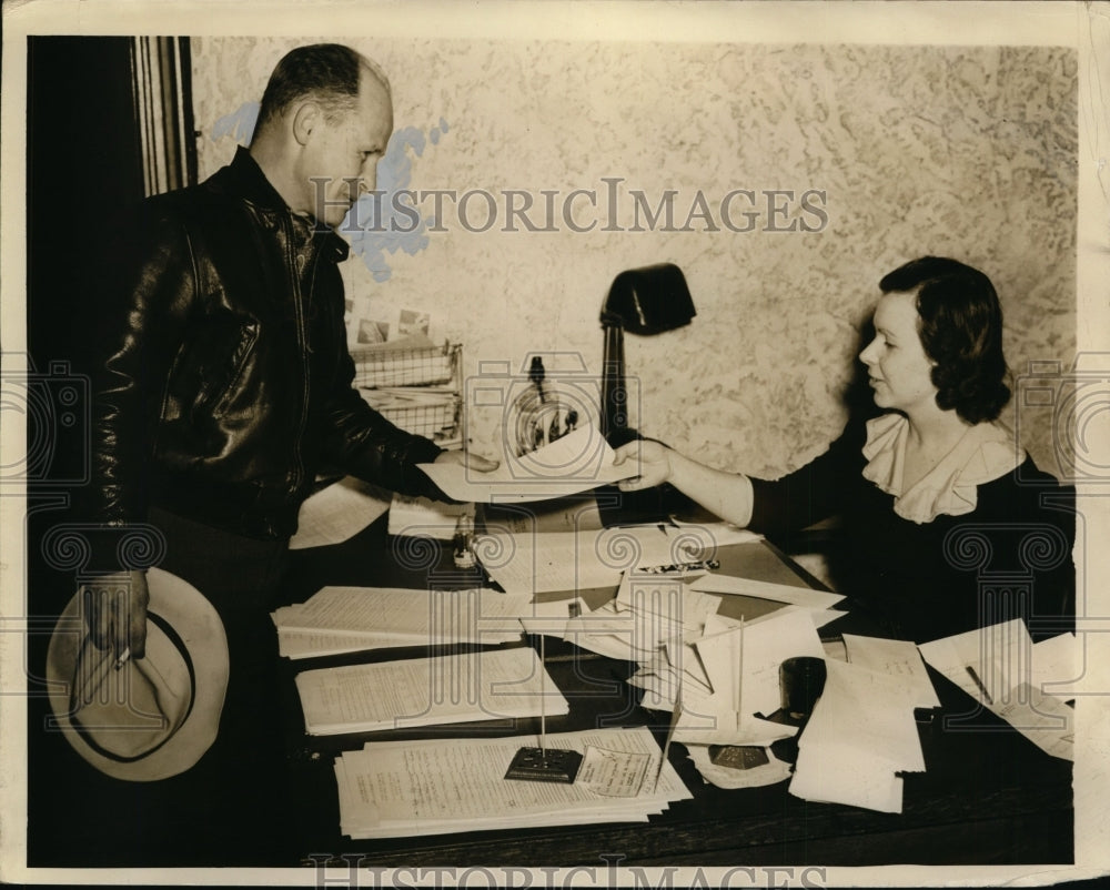 1941 Press Photo Harry Sidewand and Mrs Robert M Harnuing - nef37430