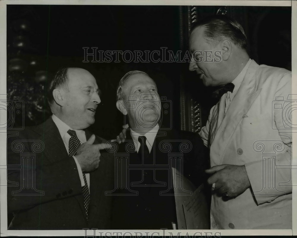 1940 Press Photo Sen Passed Legislation Authorizing Pres to Mobilize Guradsmen
