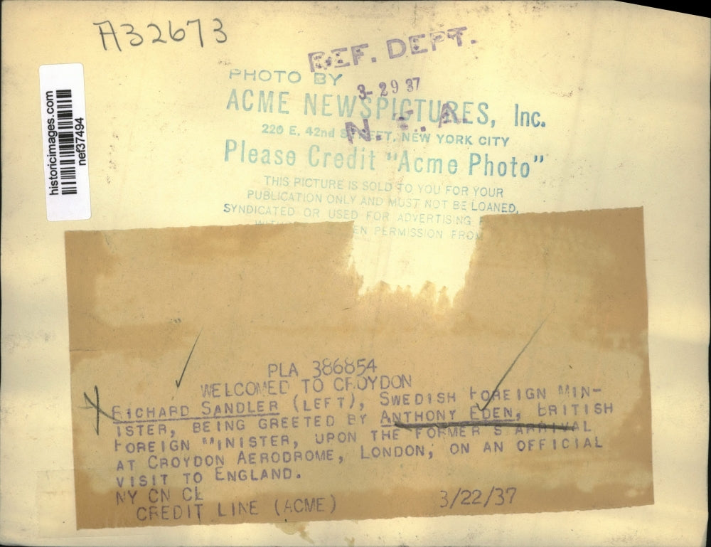1937 Press Photo Richard Sandler, Anthony Eden at Croydon Aerodrome, London