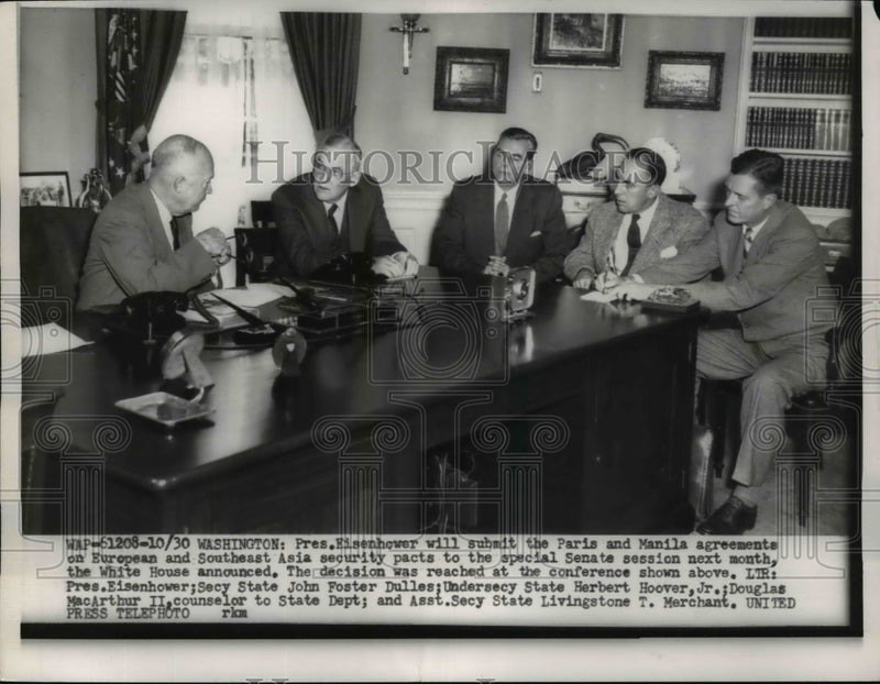 Load image into Gallery viewer, 1954 Press Photo Pres Eisenhower Submits Paris &amp; Manila Agreements on Security
