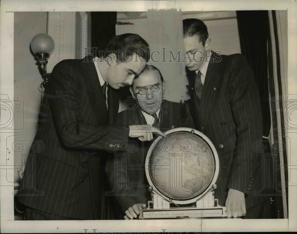 1940 Press Photo Archduke Otto Visits House of Foreign Affairs Committee