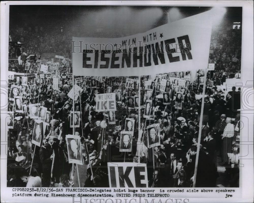 1956 Press Photo Republican Convention Dwight Eisenhower Supporters with Banner