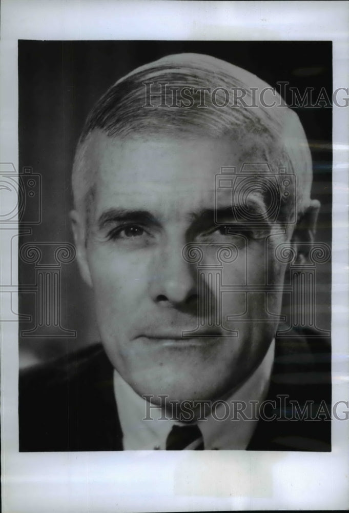 Load image into Gallery viewer, 1970 Press Photo Dr. Charles Edwards - nef38010
