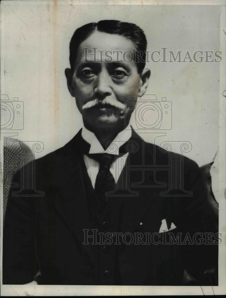 1933 Press Photo Ujulsio Ozolsi - nef38172