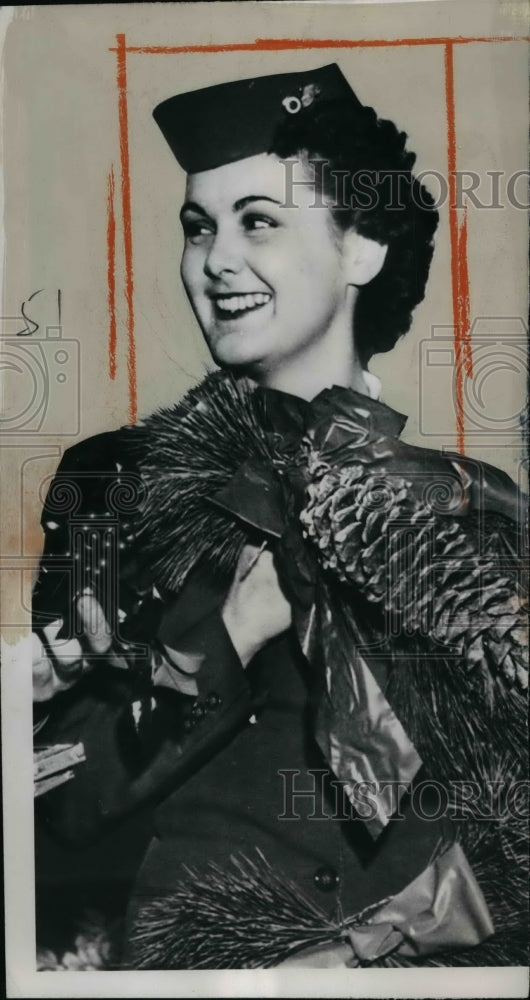1950 Press Photo Marnie White One of Four Crew Members on Reported Downo Plane