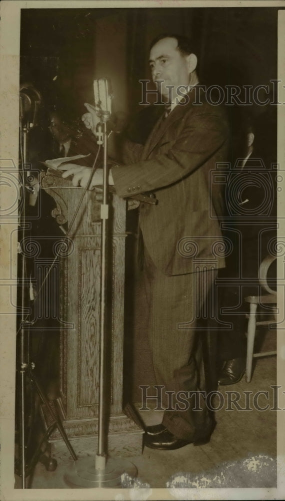 1938 Press Photo Joseph Martin During Speech - nef38309
