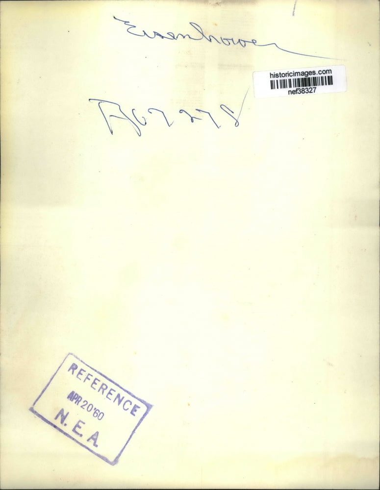 1960 Press Photo Dwight Eisenhower with Little Girl - nef38327