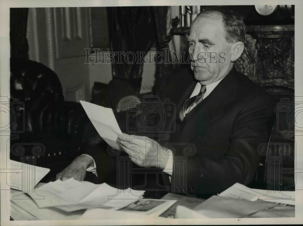 1939 Press Photo WA, D. C. Speaker of House William Bankhead Reading Letter