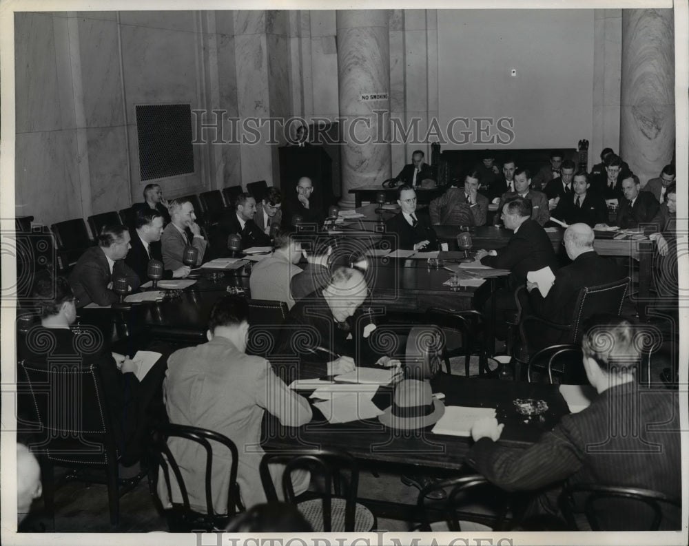 1941 Press Photo Defense Progress Investigation at U.S. Senate Caucus Room