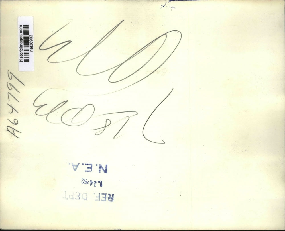 1952 Press Photo Wayne L Hays Chats with Estes Kefauver After Press Conference