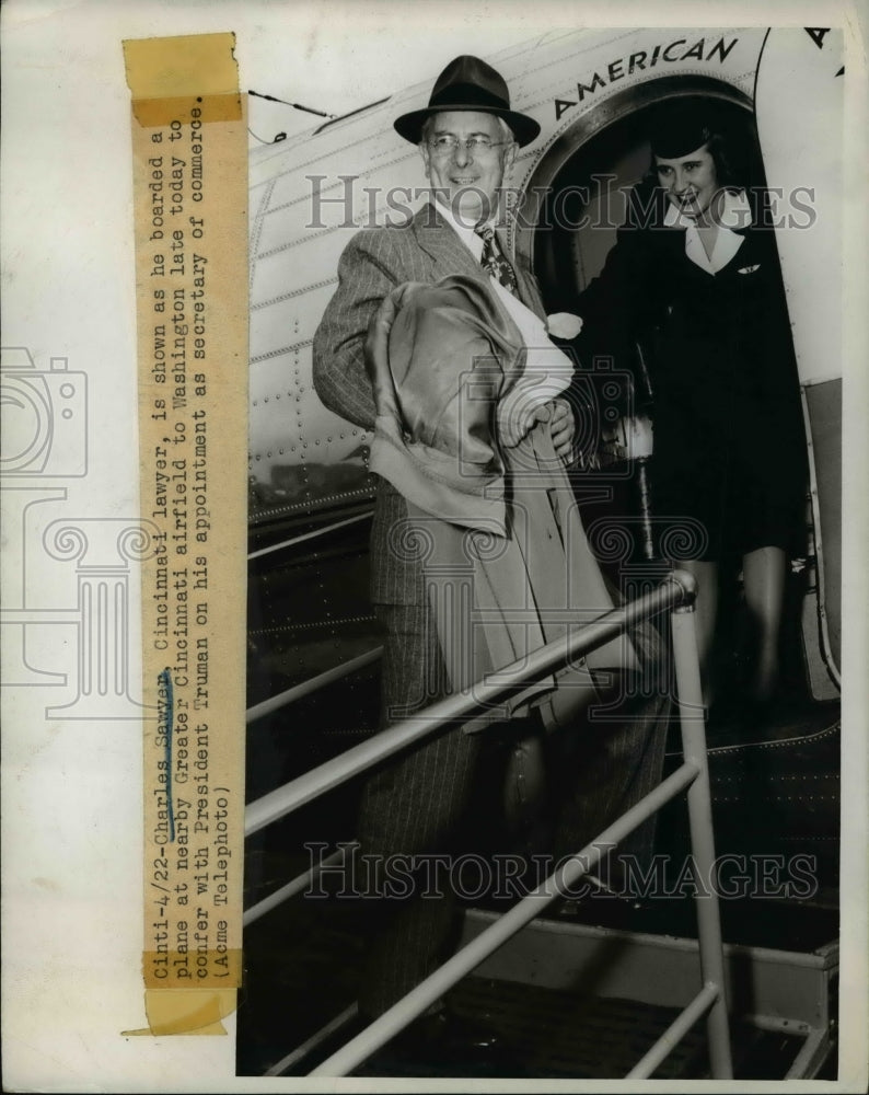 Load image into Gallery viewer, 1948 Press Photo Charles Sawyer at Greater Cincinnati Airport - nef39049
