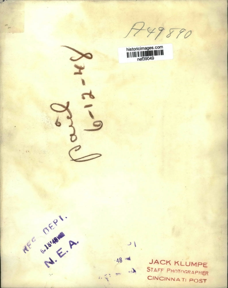 1948 Press Photo Charles Sawyer at Greater Cincinnati Airport - nef39049