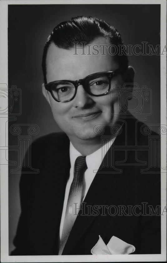 1962 Press Photo James Quinn General Sales Manager, Economy Rambler - nef39264