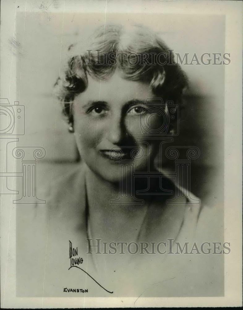 1934 Press Photo Mrs.Kenneth Horan,Author of It's late than You Think"