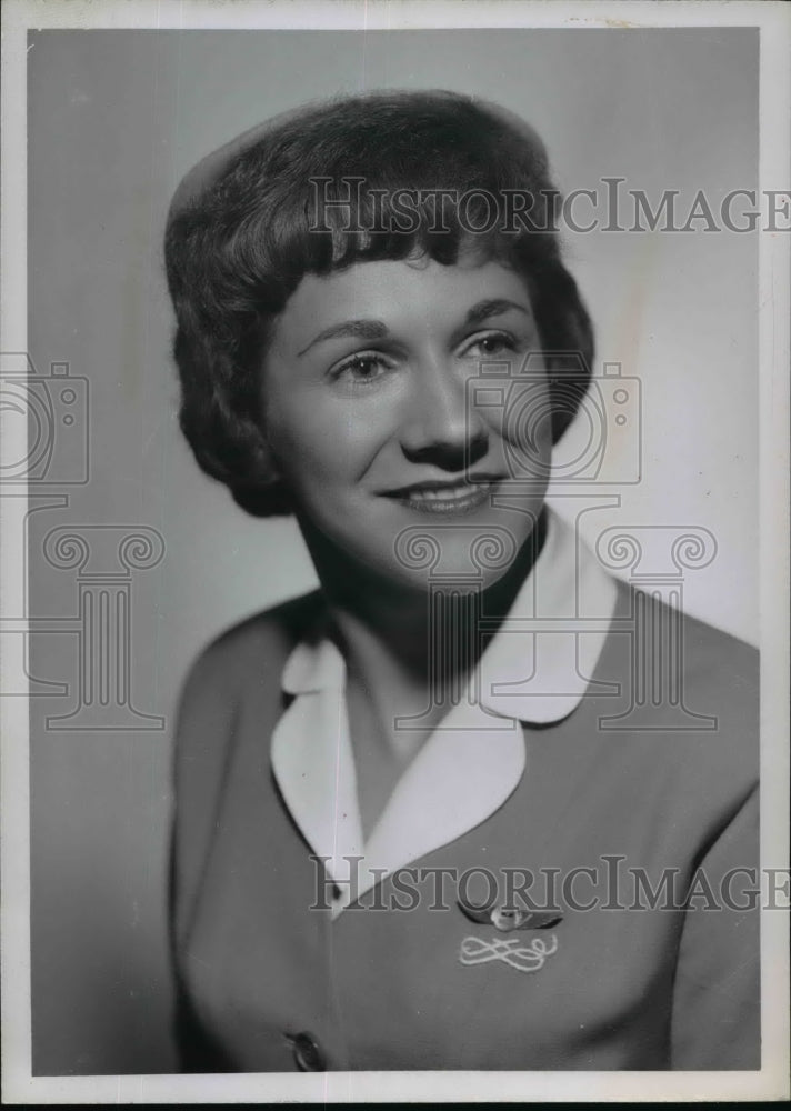 1962 Press Photo Nancy Lee Hann Unites Airlines Stewardess - nef39390