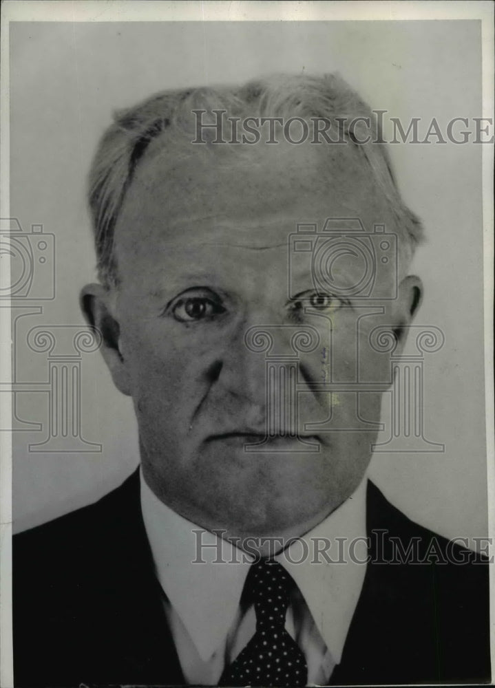 1944 Press Photo Stephen Richard Bennett Sought by Police Following WIfe's Death