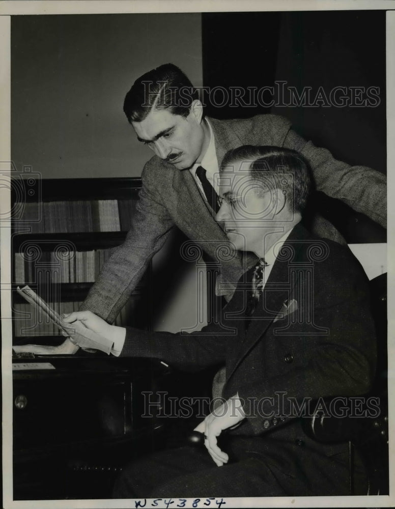 1940 Press Photo Kenneth Crawford of American Newspaper Guild testify at House