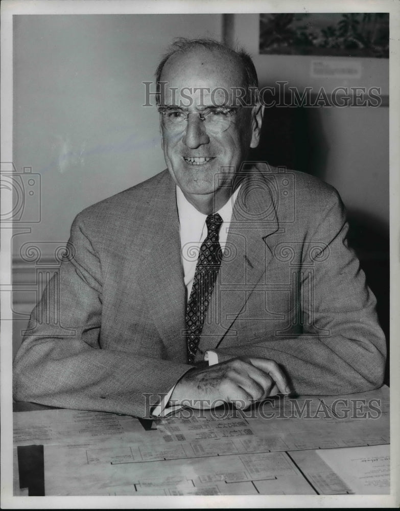 1953 Press Photo Frank New Berry Asst.Secy of Defense Application Engineering