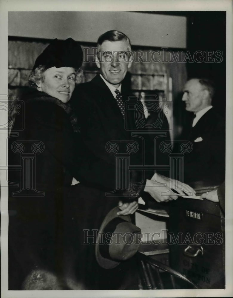 Load image into Gallery viewer, 1940 Press Photo Gov Leverett Saltonstall &amp; Mrs Saltonstall Cast Their Ballots
