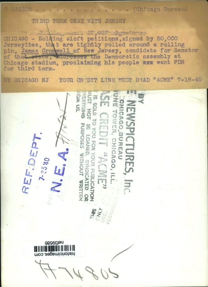 1940 Press Photo James Cromwell Holds 50,000 Signed Petition by Jerseyites