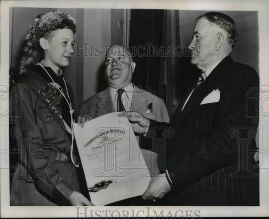 1950 Press Photo Daniel Boone VII Receives Kentucky Colonel Commission