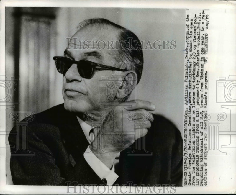 Load image into Gallery viewer, 1970 Press Photo Senator William Fulbright in Vietnam Policy Proposal Meeting
